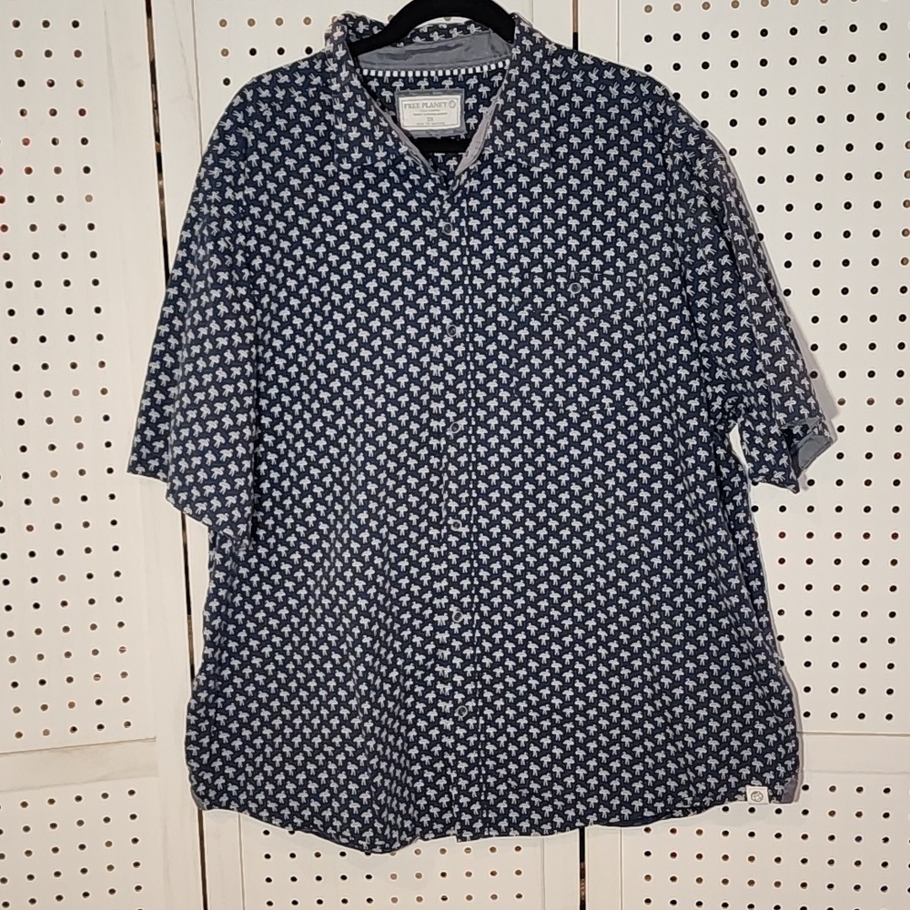 Free Planet size 3X 100% Cotton Navy Blue Flamingo Print